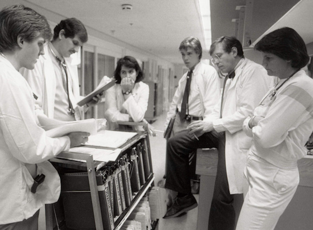 Hospital-Frederick-Wiseman-Le-Lieu-Documentaire