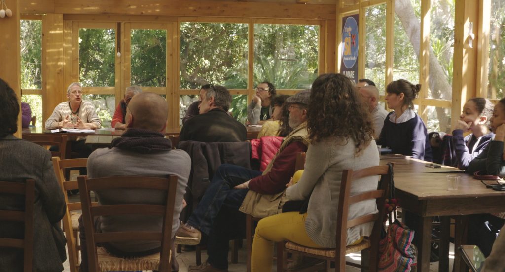 nul homme n'est une ile - dominique marchais - le lieu documentaire-02