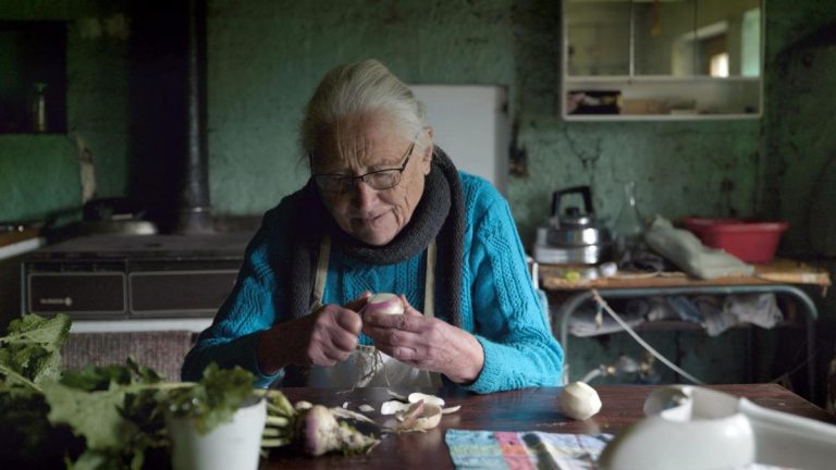 Suzanne, jour après jour - Stéphane Manchematin et Serge Steyer - coup de coeur - le lieu documentaire01