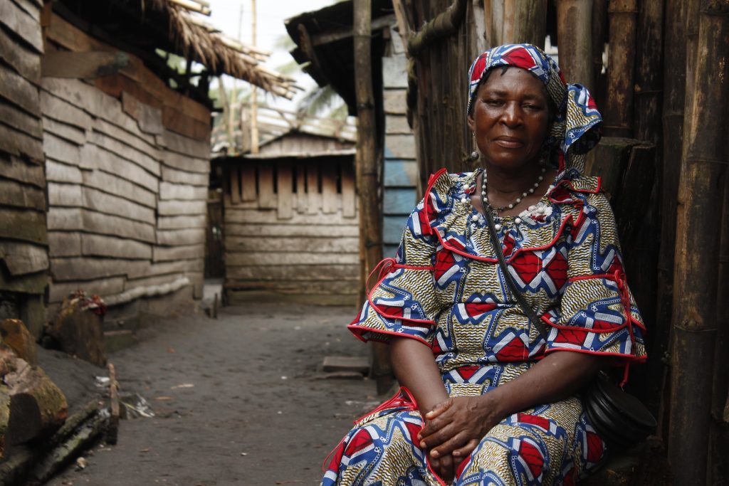 02_Les deux visages d'une femme Bamiléké - Rosine Mbakam - le lieu documentaire